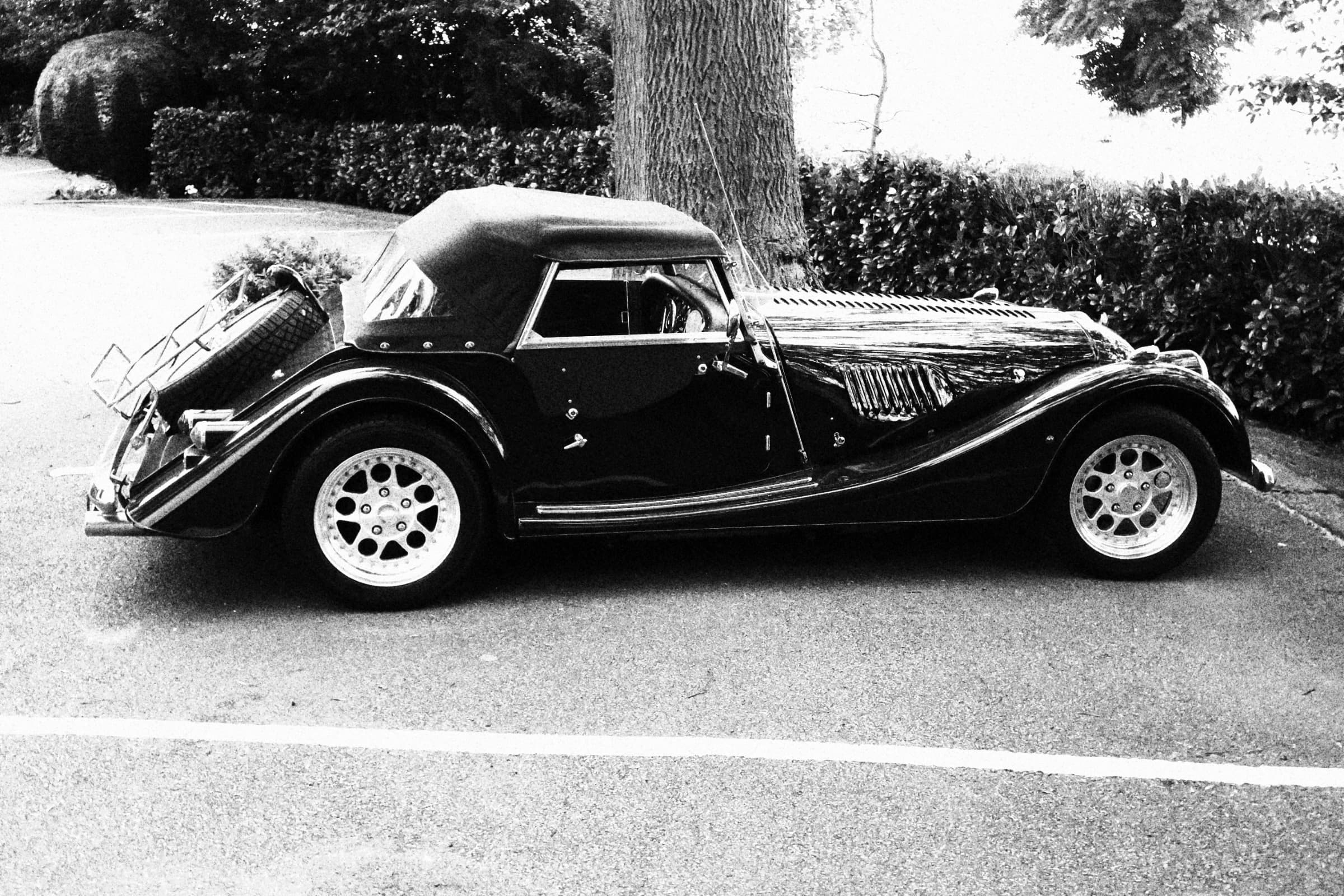 Morgan Plus 8 black and white